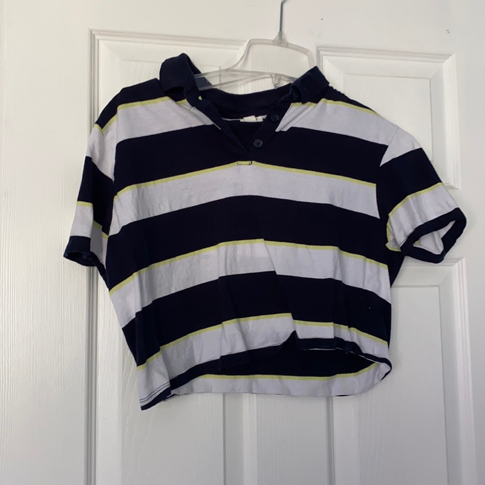 Crop top size medium